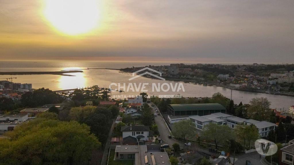 Apartamentos a venda Vila Nova de Gaia - Fotos para Apartamento T3 Com Varandas Sul Poente Jardins da Arrábida