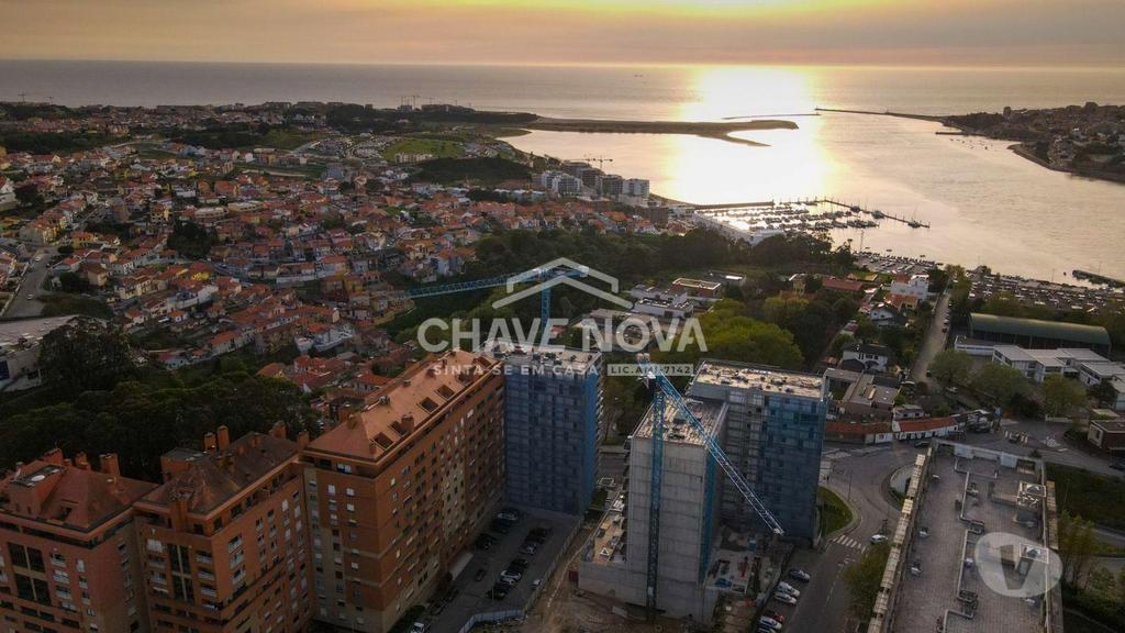 Apartamentos a venda Vila Nova de Gaia - Fotos para Apartamento T3 Com Varandas Sul Poente Jardins da Arrábida