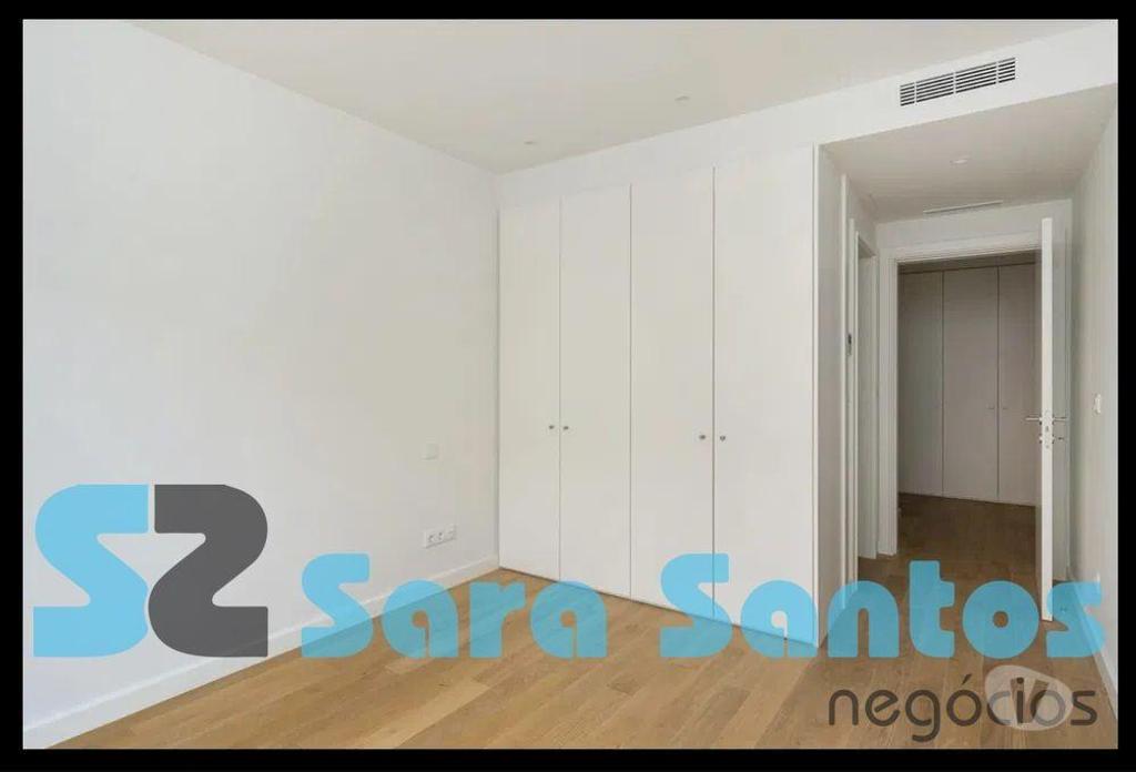 Apartamentos a venda Porto - Fotos para Porto-T3 de Luxo C Terraço junto ao Douro- Porto (SS0719)