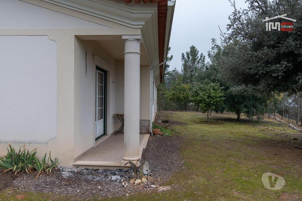 Apartamentos a venda Ourém - Fotos para Moradia T4 com excelente paisagem a 3 minutos de Ourém