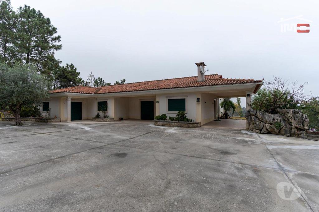 Apartamentos a venda Ourém - Fotos para Moradia T4 com excelente paisagem a 3 minutos de Ourém