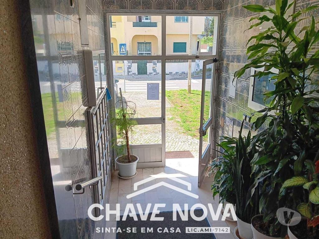 Apartamentos a venda Sintra - Fotos para Apartamento T1 com Charme e Conforto em Rio de Mouro - Excelente