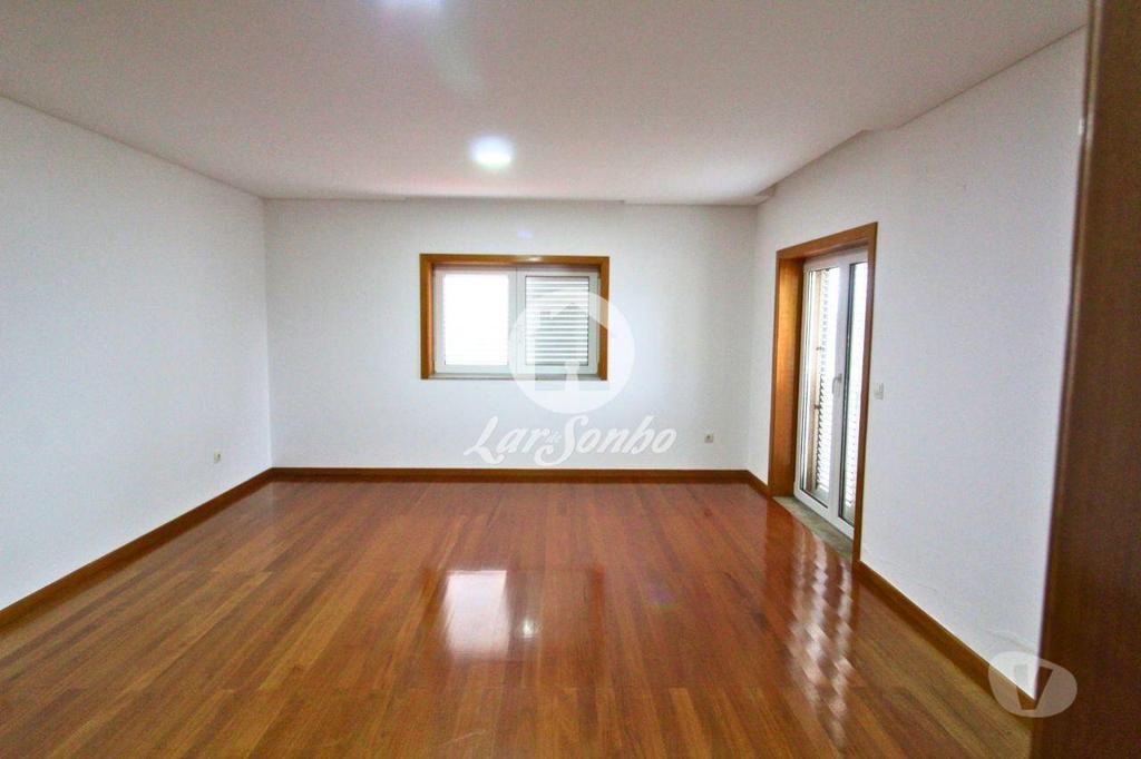 Apartamentos a venda Barcelos - Fotos para Barcelos-Moradia Individual em Barcelos (265-M-01146)