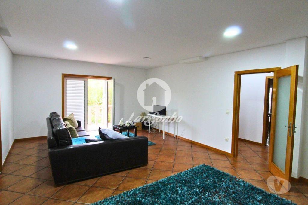 Apartamentos a venda Barcelos - Fotos para Barcelos-Moradia Individual em Barcelos (265-M-01146)