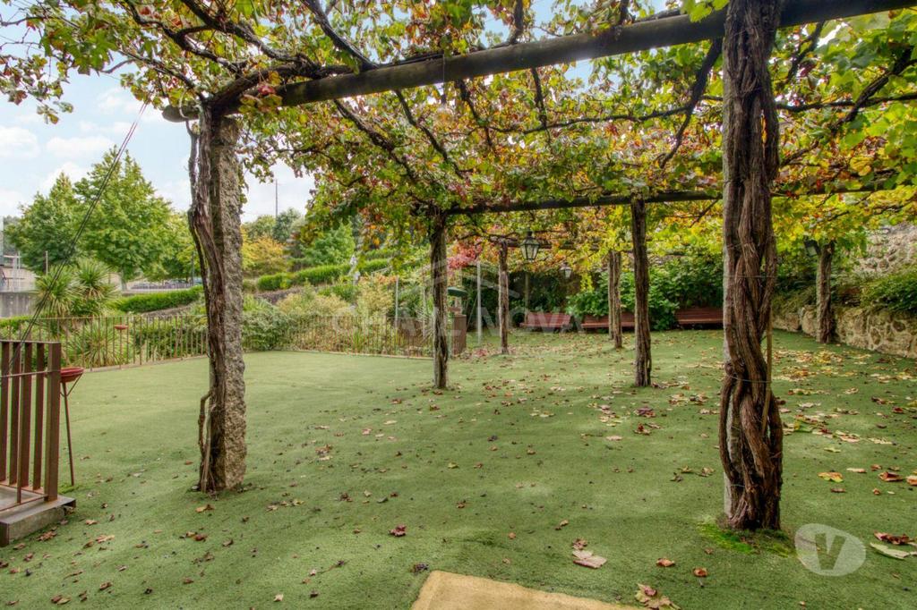Comprar Loja Guimarães - Fotos para Quinta Restaurante para Eventos em Guimarães