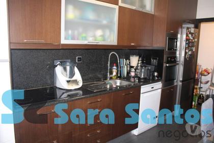 Apartamentos para vender - Fotos para T2 Renovado C 2 Frentes e Garagem Box-Vila Nova Gaia (SS0721)