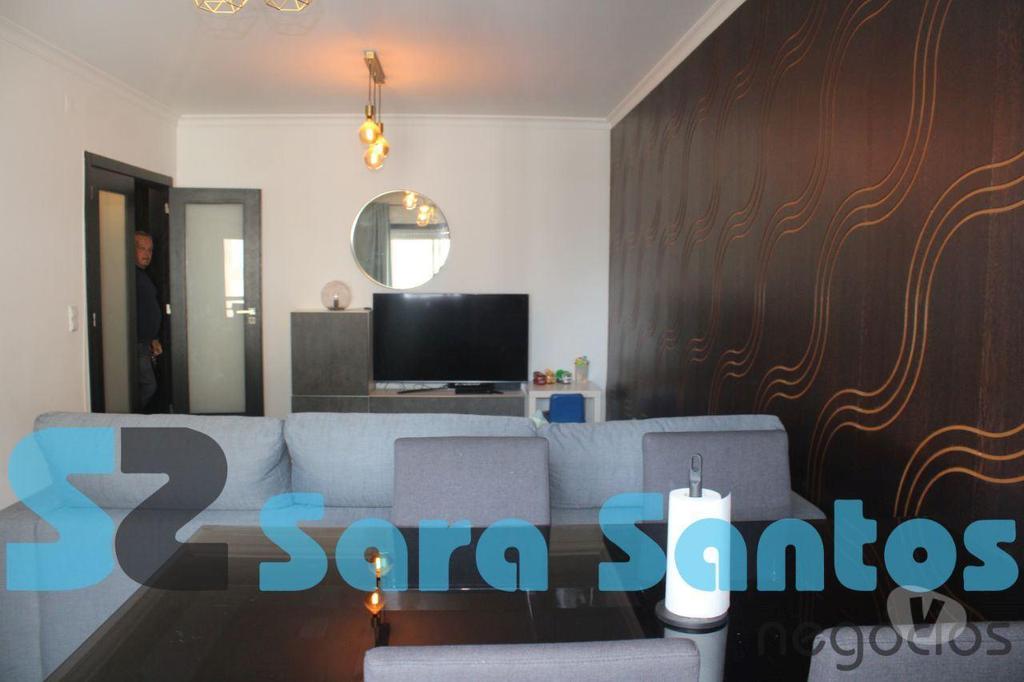 Apartamentos a venda Vila Nova de Gaia - Fotos para T2 Renovado C 2 Frentes e Garagem Box-Vila Nova Gaia (SS0722)