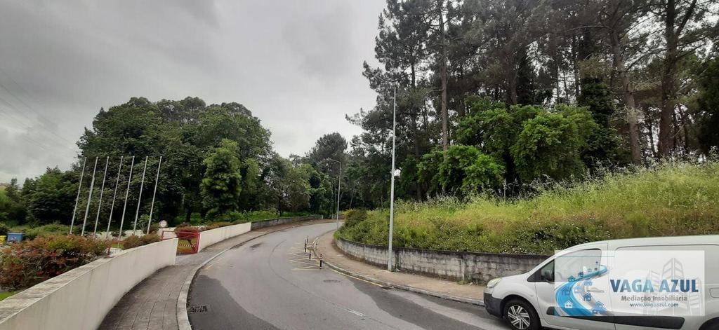 Terrenos Gondomar - Fotos para Terreno com 5.000 m2 aos Bombeiros de em Rio Tinto (240056)
