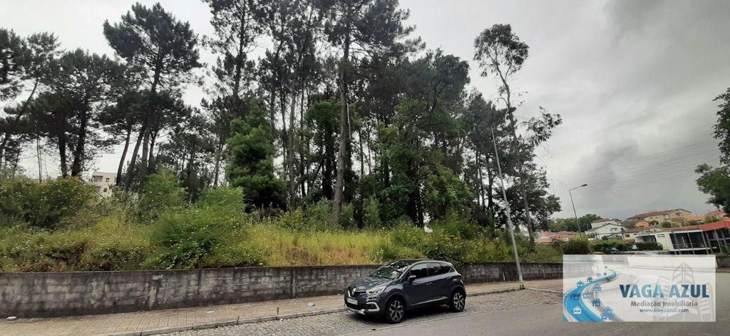 Terrenos Gondomar - Fotos para Terreno com 5.000 m2 aos Bombeiros de em Rio Tinto (240056)