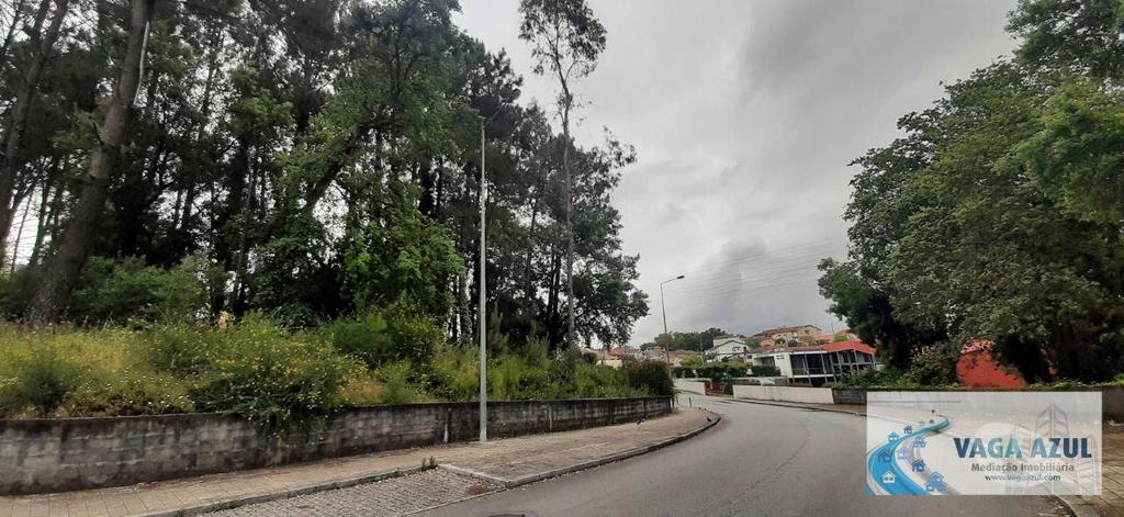 Terrenos Gondomar - Fotos para Terreno com 5.000 m2 aos Bombeiros de em Rio Tinto (240056)