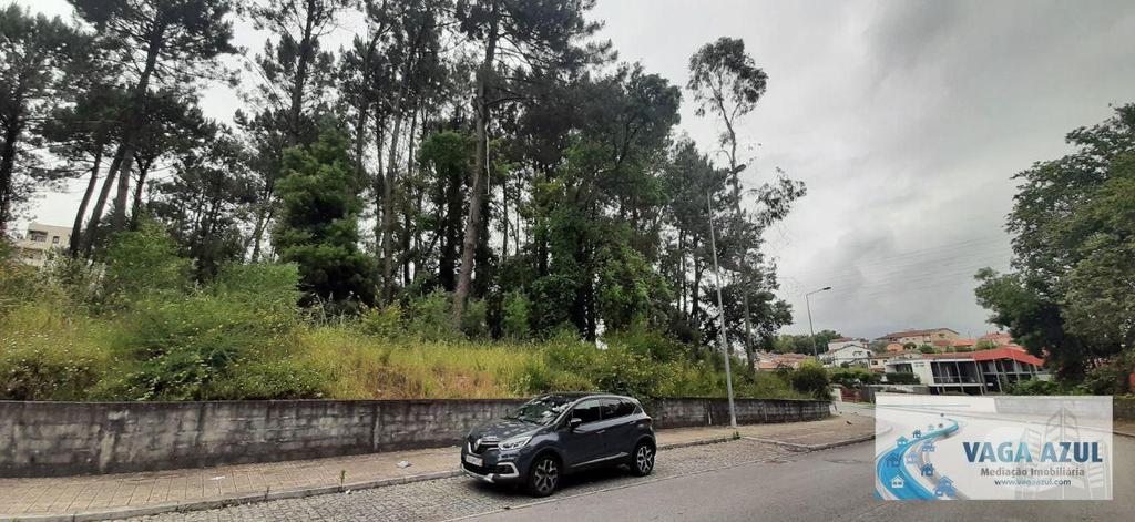 Terrenos Gondomar - Fotos para Terreno com 5.000 m2 aos Bombeiros de em Rio Tinto (240056)
