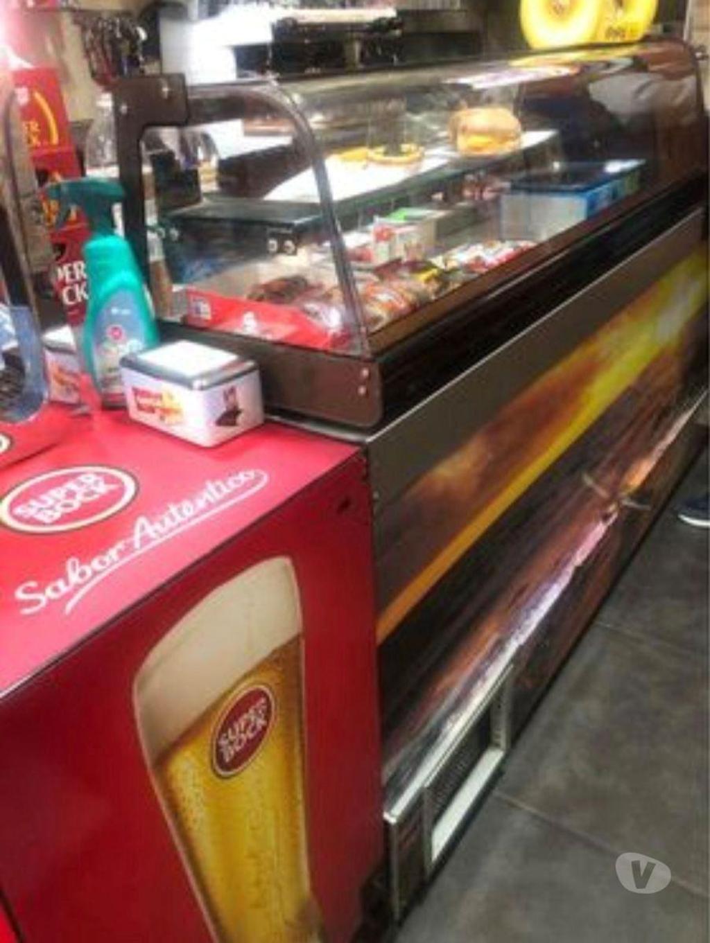Comprar Loja Vila Nova de Gaia - Fotos para Trespasse Café Snack-bar - Vilar do Andorinho - Vila Nova de Gaia