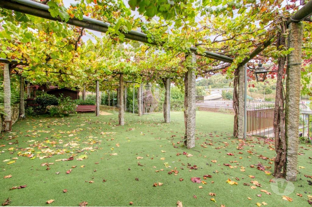 Terrenos Guimarães - Fotos para Quinta Restaurante para Eventos em Guimarães (PRTBV 00343)