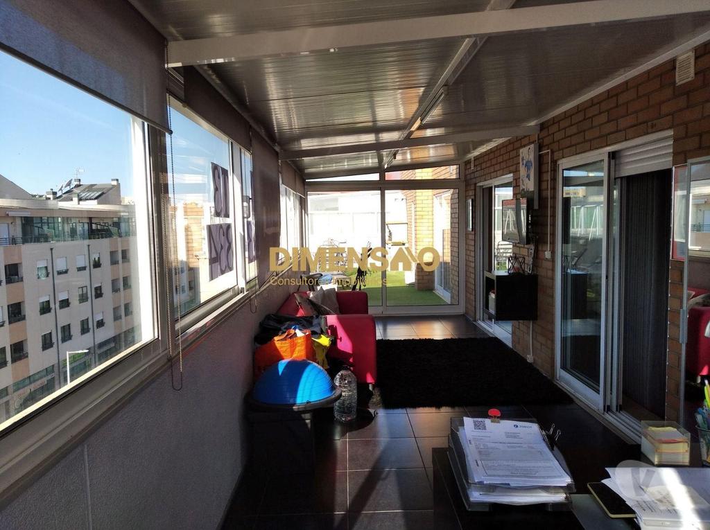 Apartamentos a venda Matosinhos - Fotos para Excelente T3 Recuado em S. Mamede de Infesta DCI121 (DCI121)