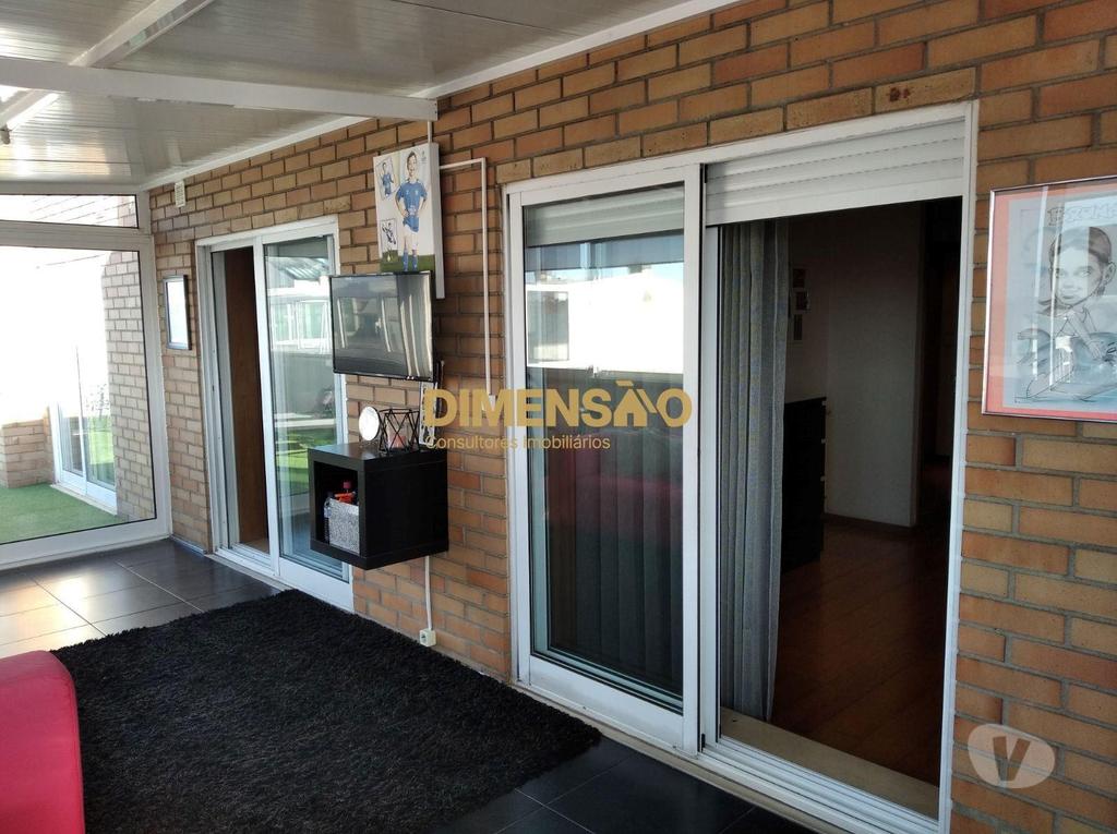 Apartamentos a venda Matosinhos - Fotos para Excelente T3 Recuado em S. Mamede de Infesta DCI121 (DCI121)