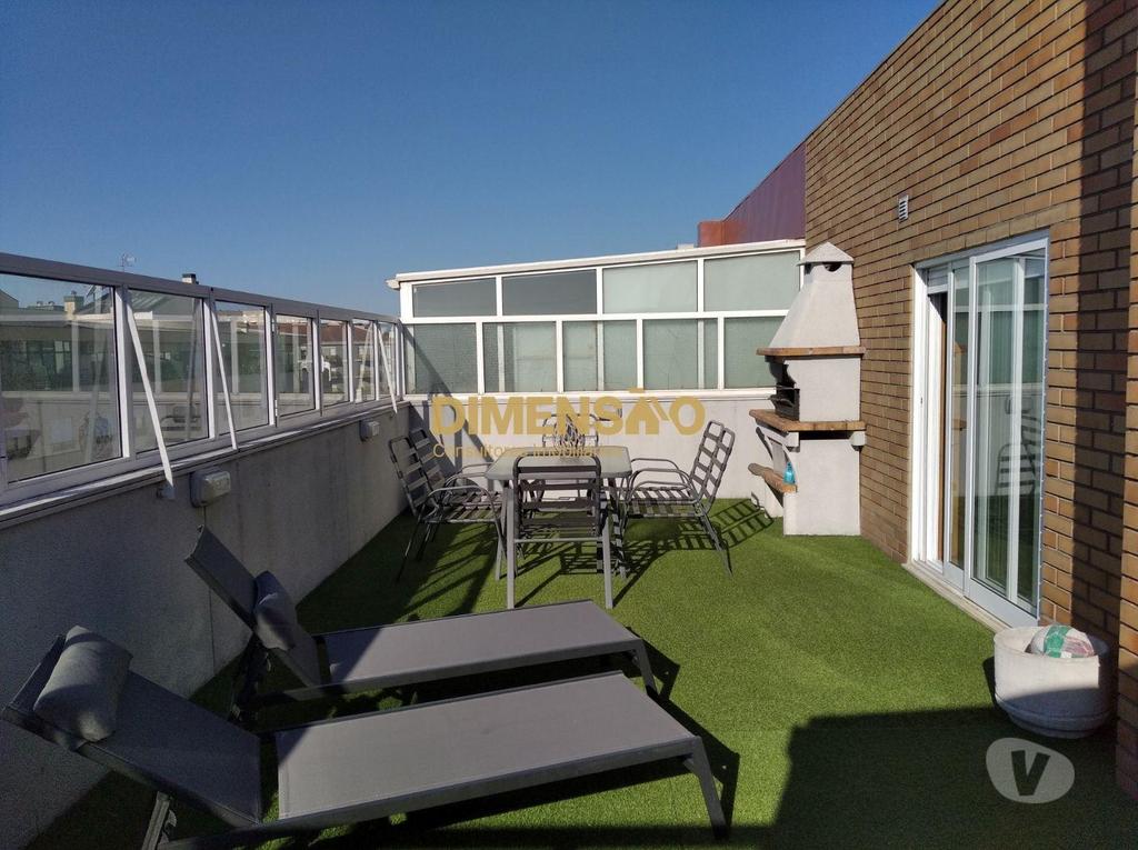 Apartamentos a venda Matosinhos - Fotos para Excelente T3 Recuado em S. Mamede de Infesta DCI121 (DCI121)