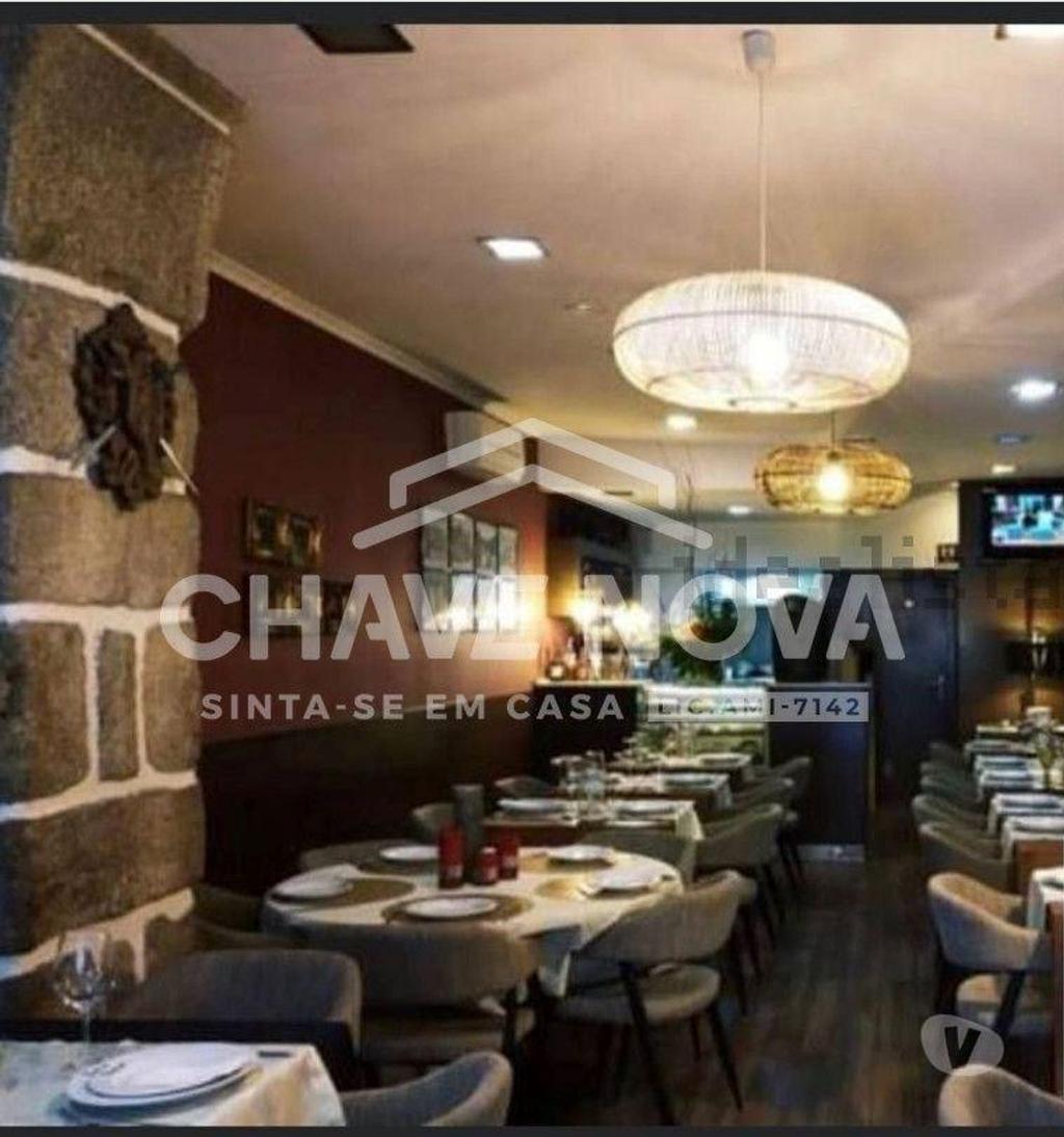Comprar Loja Porto - Fotos para Trespasse de Restaurante na Trindade - Porto