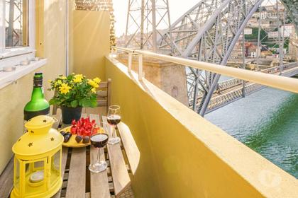 Casas e apartamentos - venda - Fotos para Apartamento T2+1 - junto à Ponte Luís I Ribeira de Gaia e sua