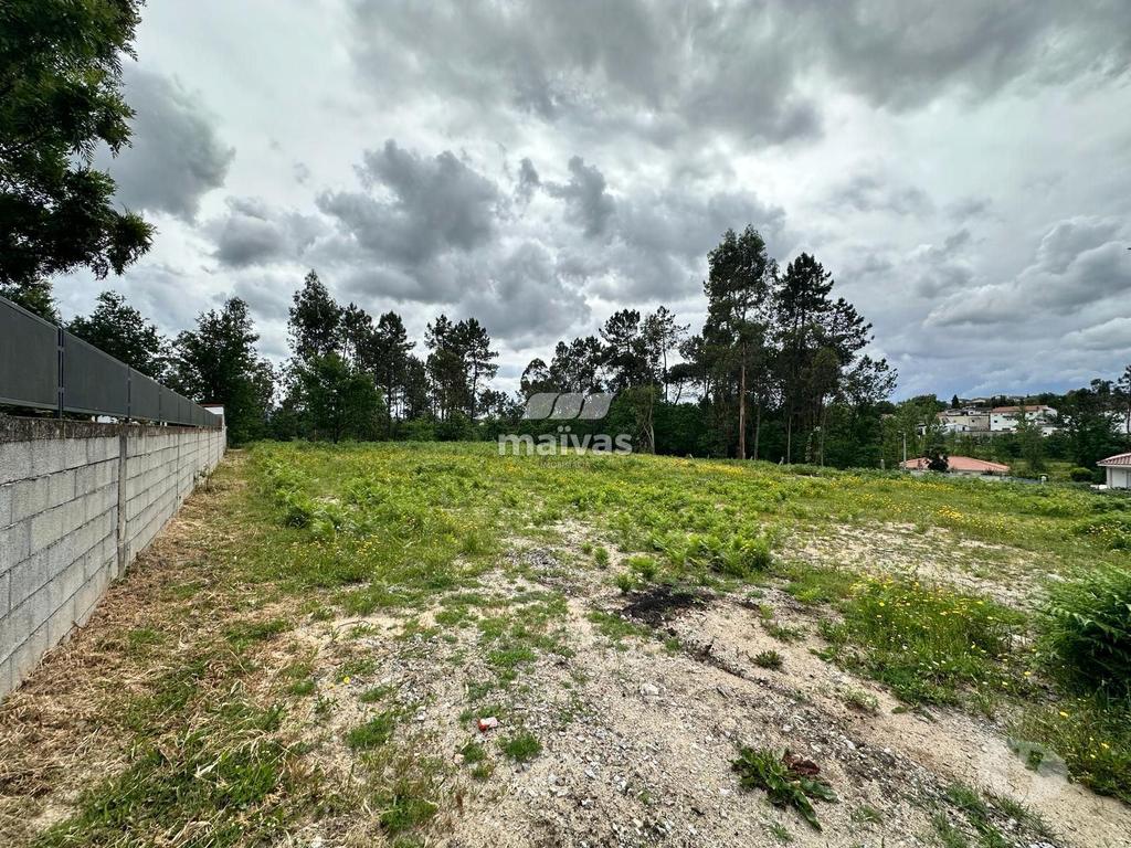 Comprar Loja Vila Verde - Fotos para Terreno urbano, para venda, Vila Verde - Vila Verde e Barbudo