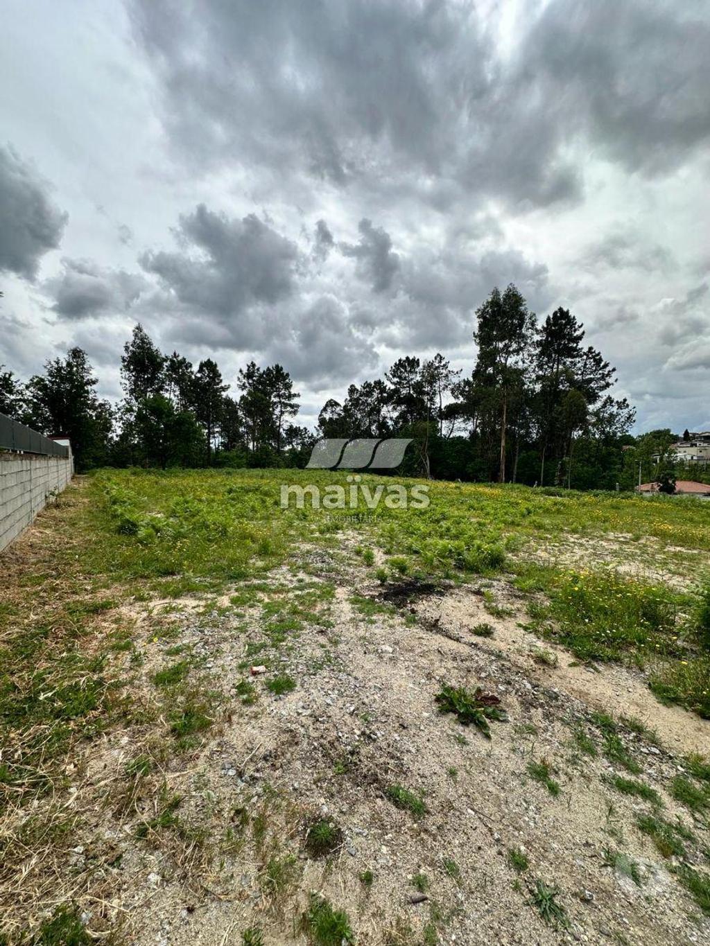 Comprar Loja Vila Verde - Fotos para Terreno urbano, para venda, Vila Verde - Vila Verde e Barbudo
