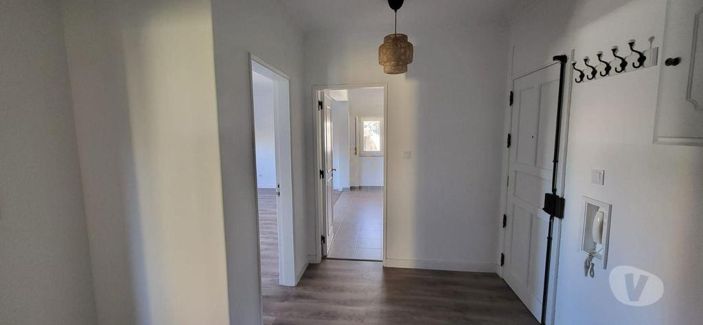 Apartamentos a venda Sintra - Fotos para Apartamento T2 remodelado para venda em Rio de Mouro, Sintra
