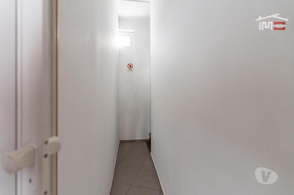 Comprar Loja Marinha Grande - Fotos para Espaço Comercial com 124 m2 na Marinha Grande