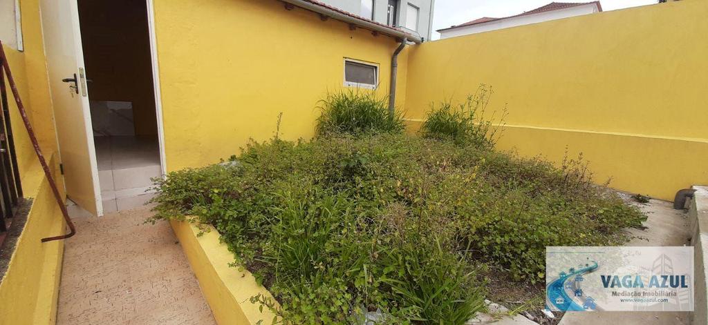 Apartamentos a venda Porto - Fotos para Porto-Moradia Térrea T3 em S. Roque - Porto (240053)