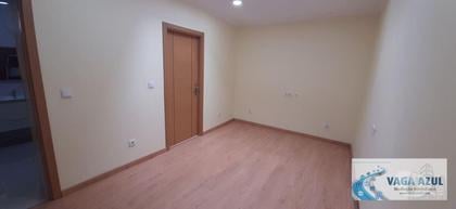Casas para vender - Fotos para Porto-Moradia Térrea T3 em S. Roque - Porto (240053)
