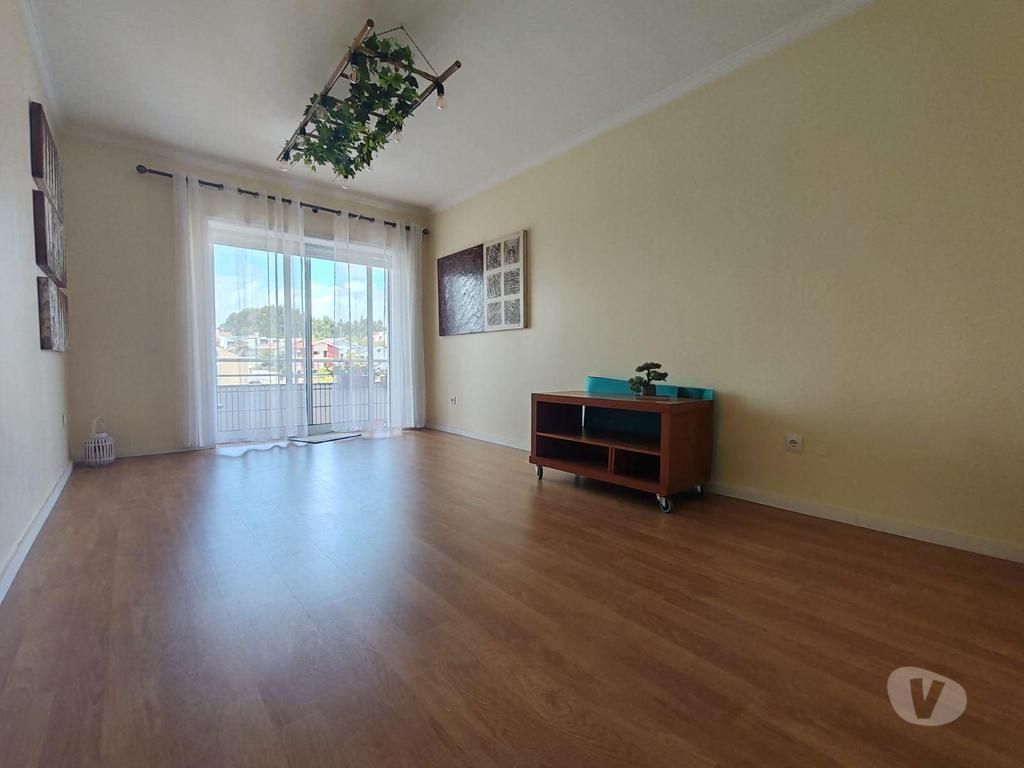 Apartamentos a venda Vila Nova de Gaia - Fotos para Apartamento T2 Renovado Alto das Torres (811242005)
