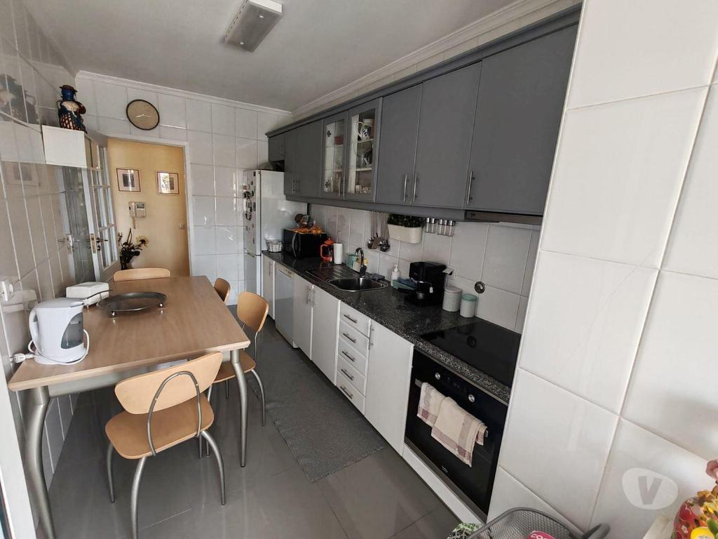 Apartamentos a venda Vila Nova de Gaia - Fotos para Apartamento T2 Renovado Alto das Torres (811242005)