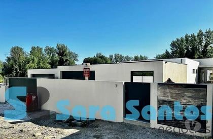 Apartamentos a venda - Fotos para Moradia Térrea T3 Nova C Jardim- Vilar de Andorinho (SS0736)
