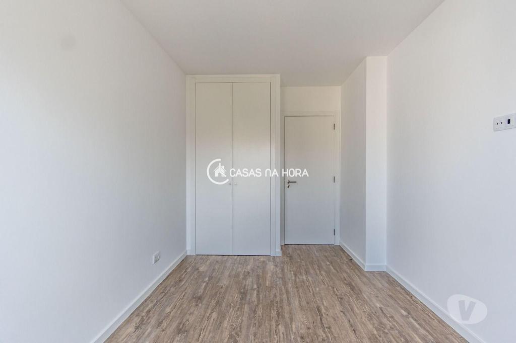 Apartamentos a venda Portimão - Fotos para T3 como novo com piscina e garagem no centro de Portimão