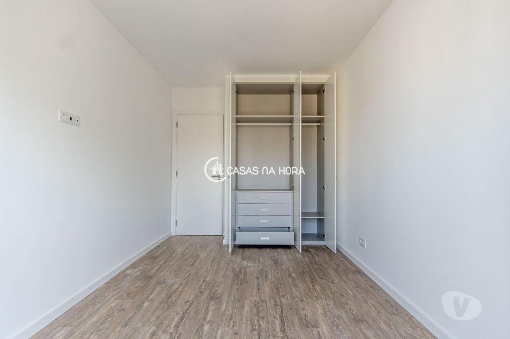 Apartamentos a venda Portimão - Fotos para T3 como novo com piscina e garagem no centro de Portimão