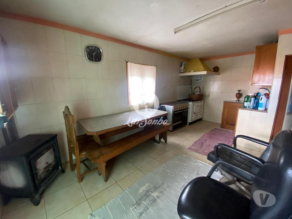 Apartamentos a venda Barcelos - Fotos para Moradia T4 Individual e com garagem em Barcelos (265-M-01496)