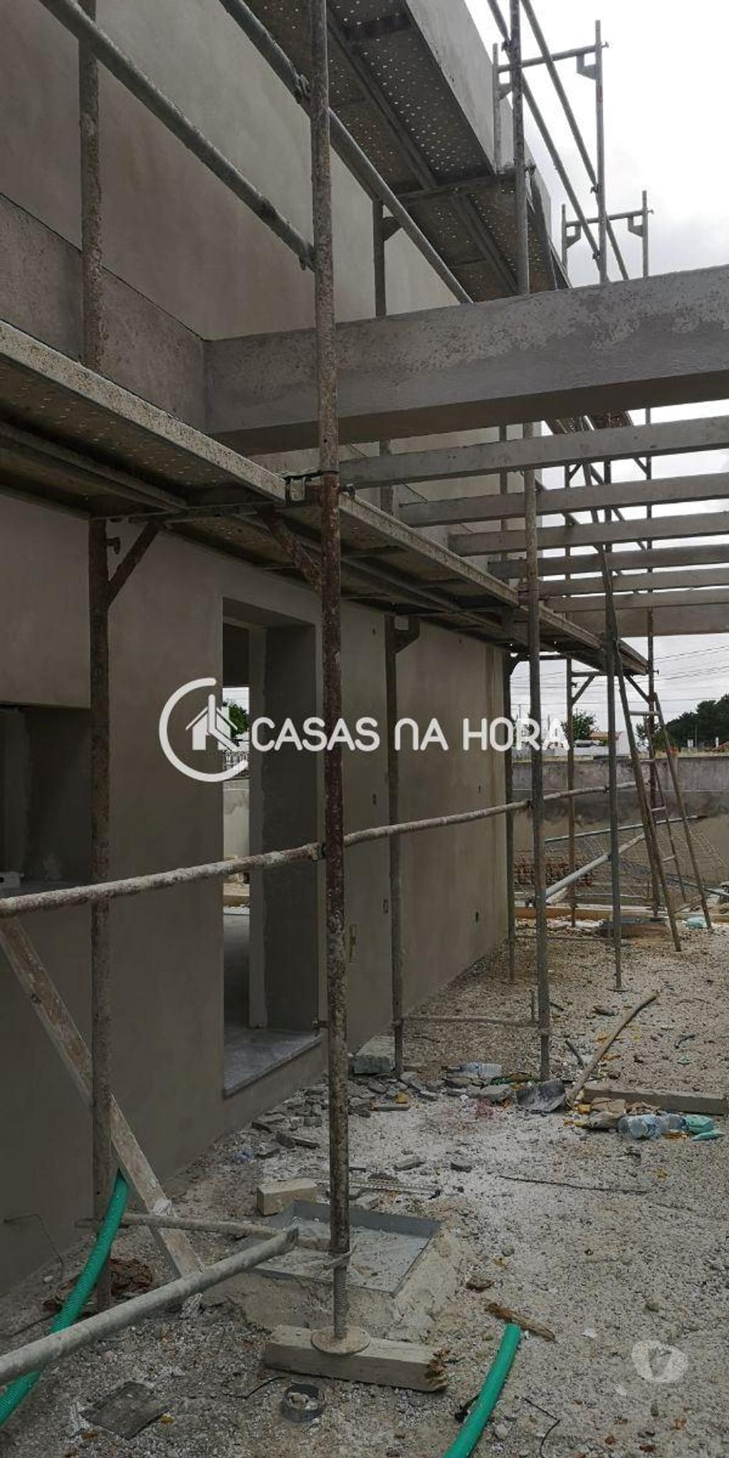 Apartamentos a venda Seixal - Fotos para Moradia Bifamiliar com piscina em Pinhal General
