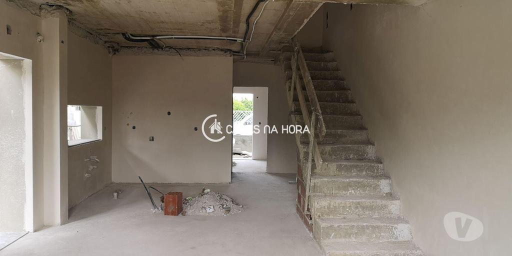 Apartamentos a venda Seixal - Fotos para Moradia Bifamiliar com piscina em Pinhal General
