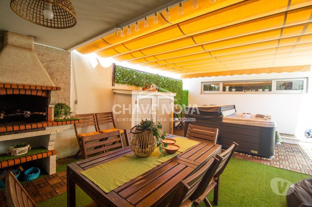 Apartamentos a venda Maia - Fotos para Maia-Moradia V3+Salão(Convívio),Jacúzi-Como NOVA (MAD 01727)