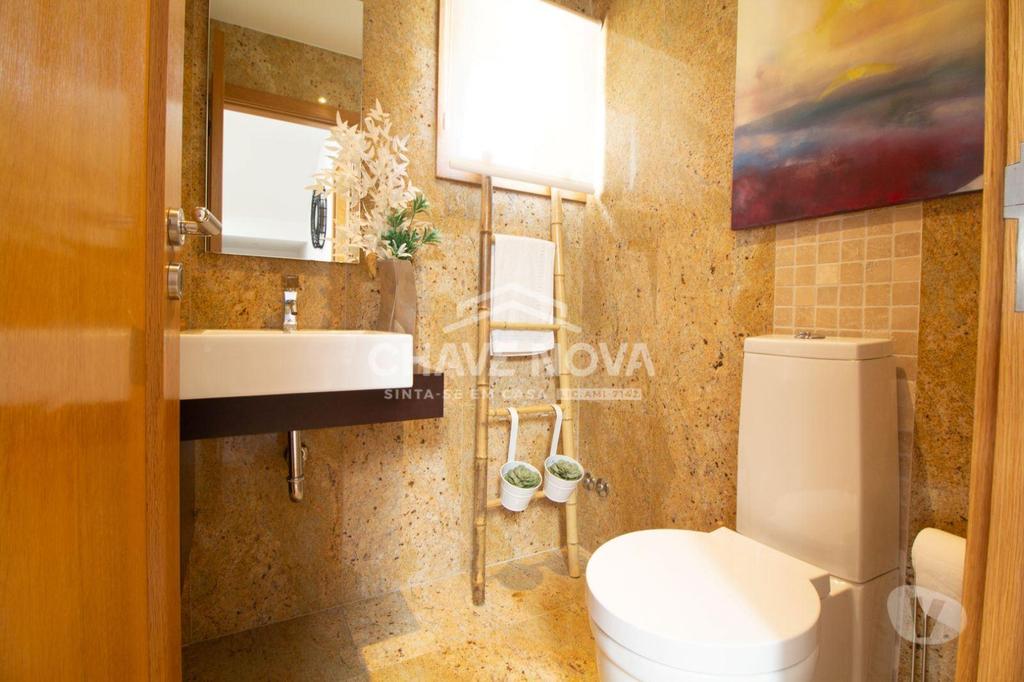 Apartamentos a venda Maia - Fotos para Maia-Moradia V3+Salão(Convívio),Jacúzi-Como NOVA (MAD 01727)