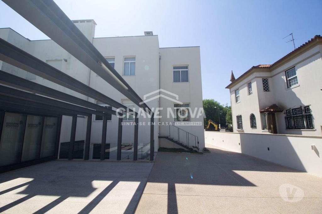 Apartamentos a venda Porto - Fotos para Moradia Independente na Avenida Marechal Gomes da Costa - Porto