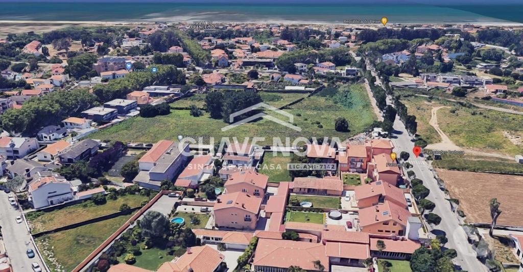 Terrenos Vila Nova de Gaia - Fotos para Vila-nova-de-gaia-Terreno p construção em Gulpilhares (AR 04403)