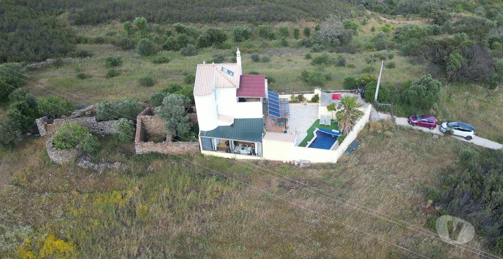 Apartamentos a venda Tavira - Fotos para Moradia de 3 Quartos com Piscina nas Montanhas de Tavira