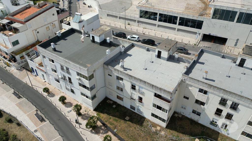 Apartamentos a venda Albufeira - Fotos para Apartamento T2 com Vista Mar a 1 Minuto da Praia dos Pescadores