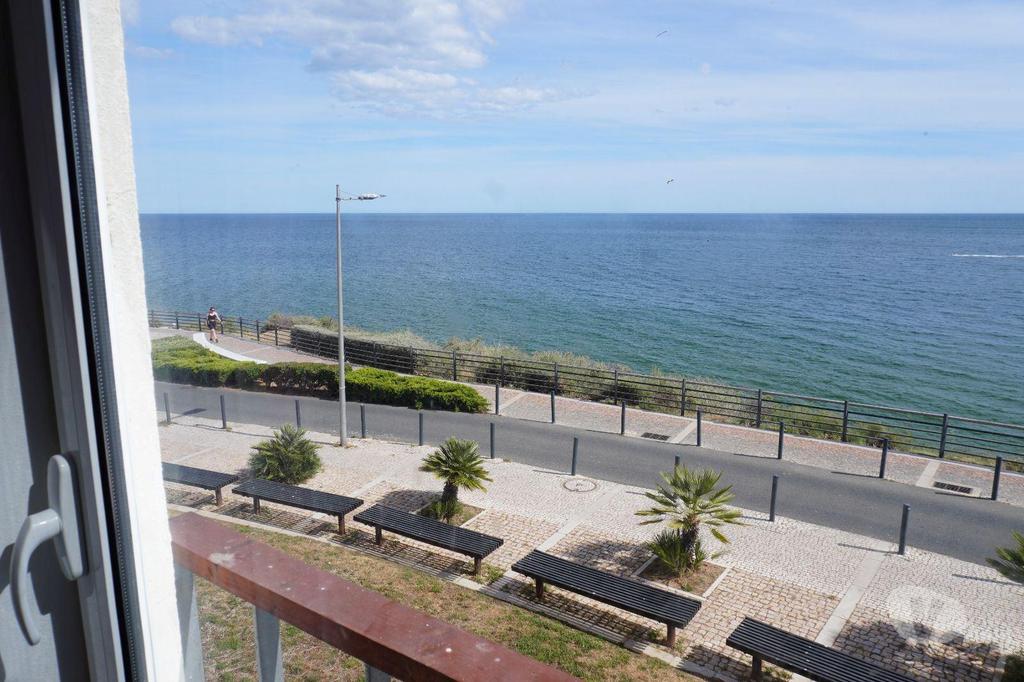 Apartamentos a venda Albufeira - Fotos para Apartamento T2 com Vista Mar a 1 Minuto da Praia dos Pescadores