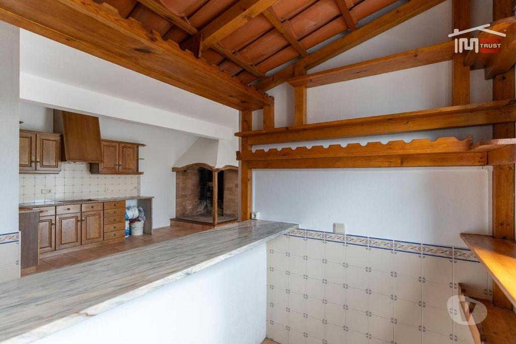 Apartamentos a venda Ourém - Fotos para Moradia T4 na cidade de Ourém PRESTAÇÃO A PARTIR DE 790 € Mês.