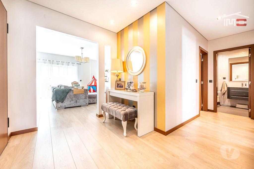 Apartamentos a venda Montijo - Fotos para Incrível Apartamento T3 com Garagem, Varandas e Arrecadação -