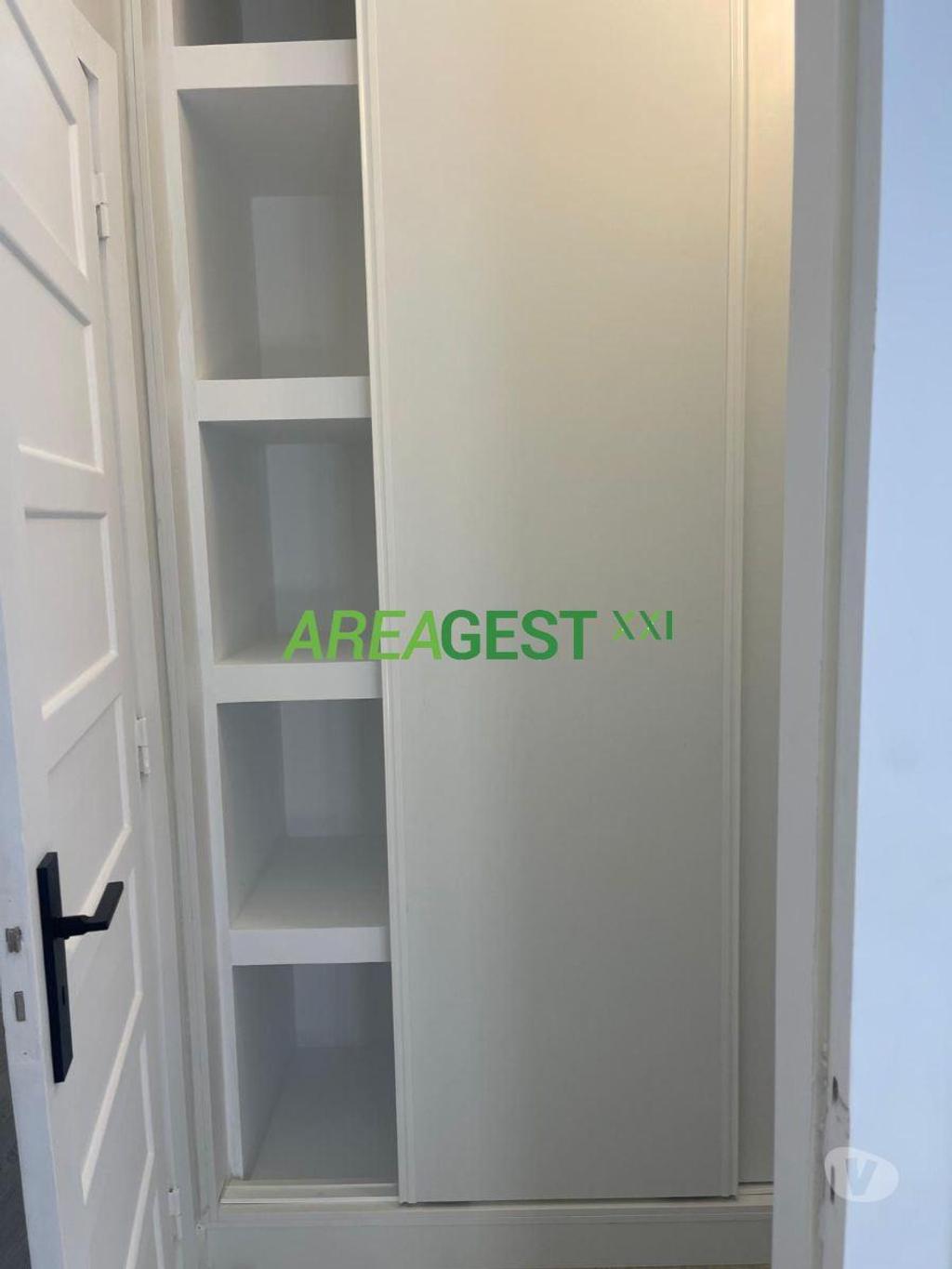 Apartamentos a venda Sintra - Fotos para Apartamento T4 remodelado com quintal para venda, em Queluz