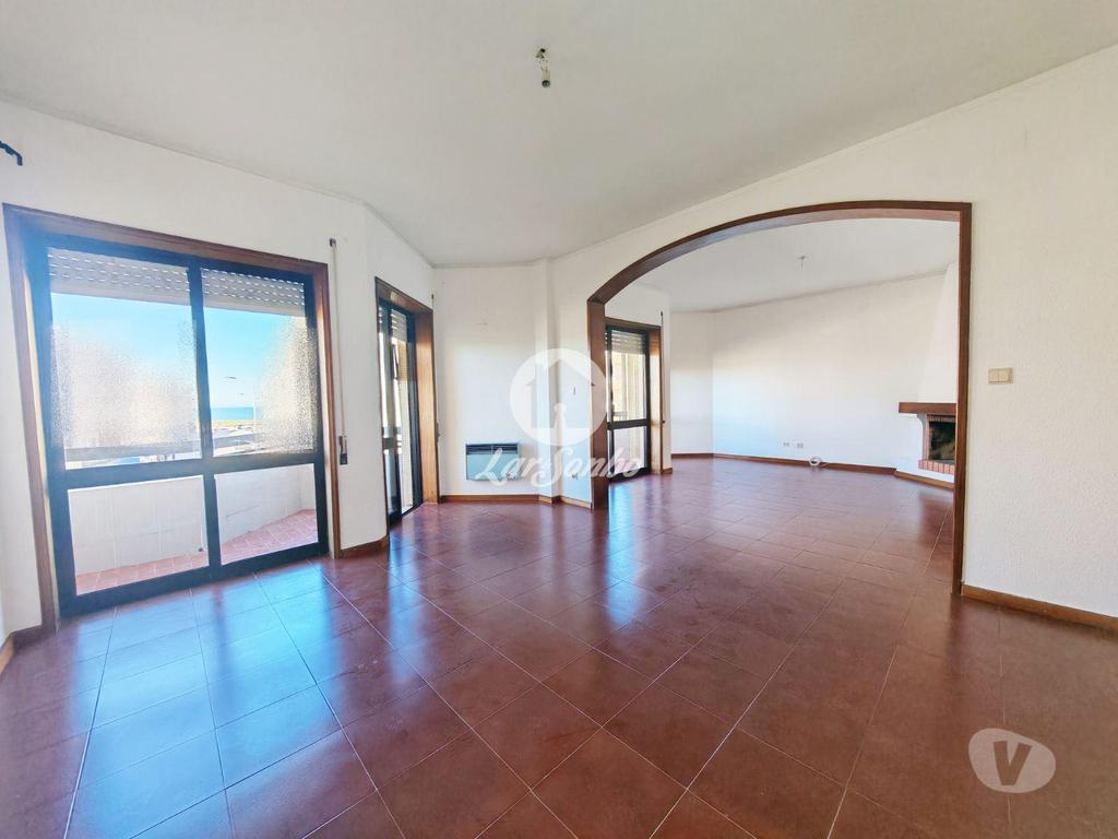 Apartamentos a venda Vila do Conde - Fotos para Apartamento T3 com lugar de garagem a 150m da praia de Árvore,