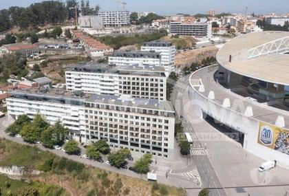 Casas e apartamentos - venda - Fotos para T2 no Empreendimento Nobel (Estádio do Dragão - Alameda das