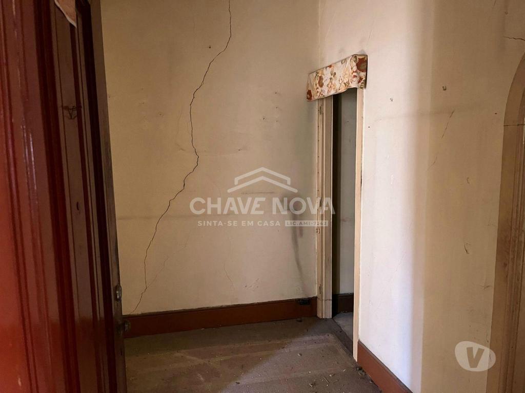 Comprar Loja Porto - Fotos para Prédio c Projecto de Reabilitação no Porto