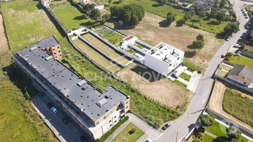 Terrenos Vila Nova de Gaia - Fotos para Vila-nova-de-gaia-Terreno em São Félix da Marinha (OD 02352)